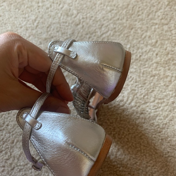 Steve Madden Jeweled Sandals Womens Size 6.5 - Picture 4 of 7